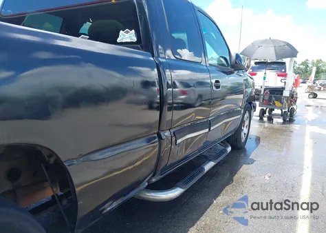 2005 Chevrolet Silverado 1500 Ls from USA, damaged, VIN 2GCEC19V551146133